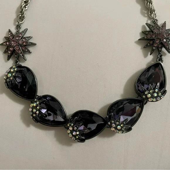 Betsey Johnson purple charm necklace - Picture 3 of 4